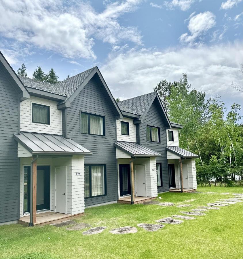 Suites du Lac Moore Mont-Tremblant Extérieur photo